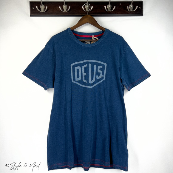 Deus Ex Machina Motorcycles Shield Tee Size 2XL 100% Cotton Retro NWT - Picture 2 of 6